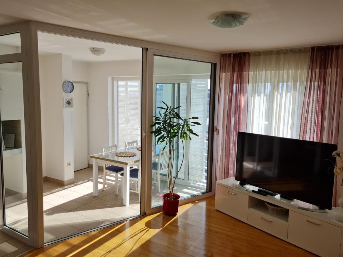 White Towers Residences No. 8 Zara